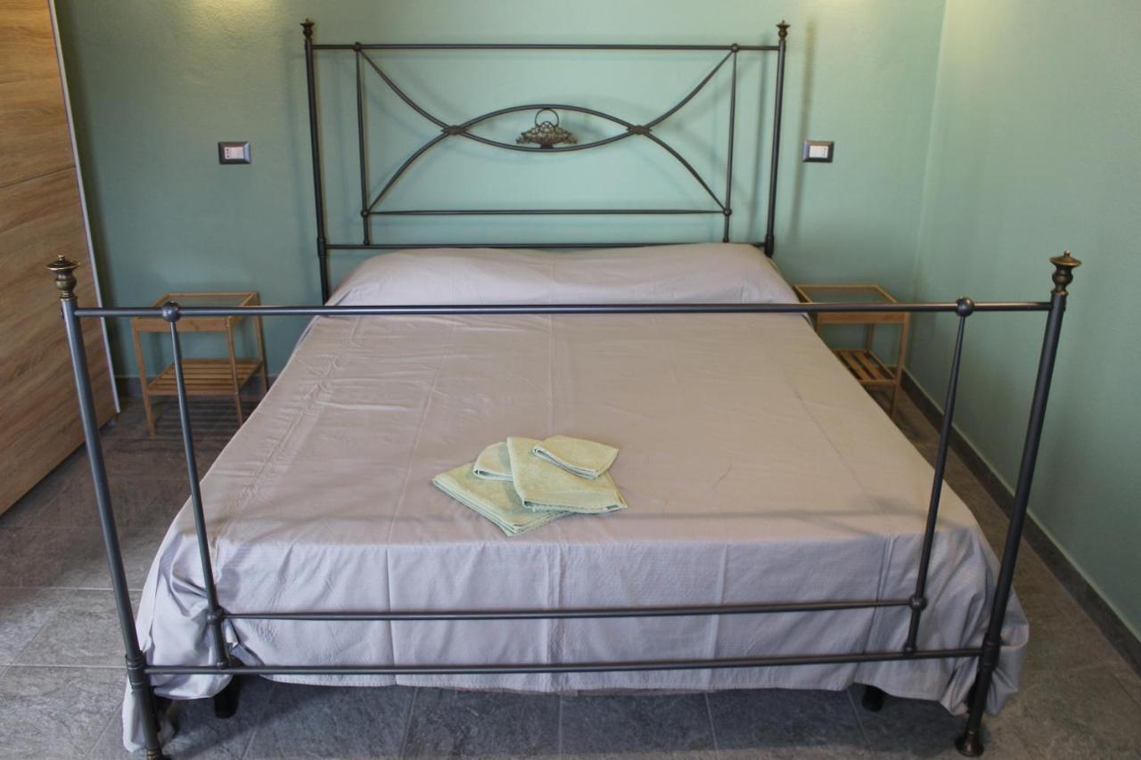 Sa Domu Beccia B&B Uras Dış mekan fotoğraf