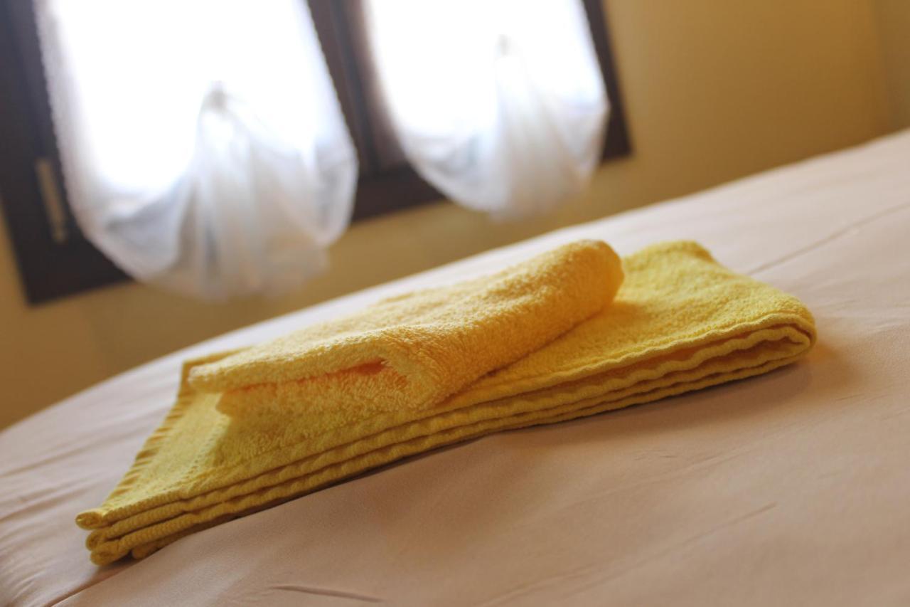 Sa Domu Beccia B&B Uras Dış mekan fotoğraf