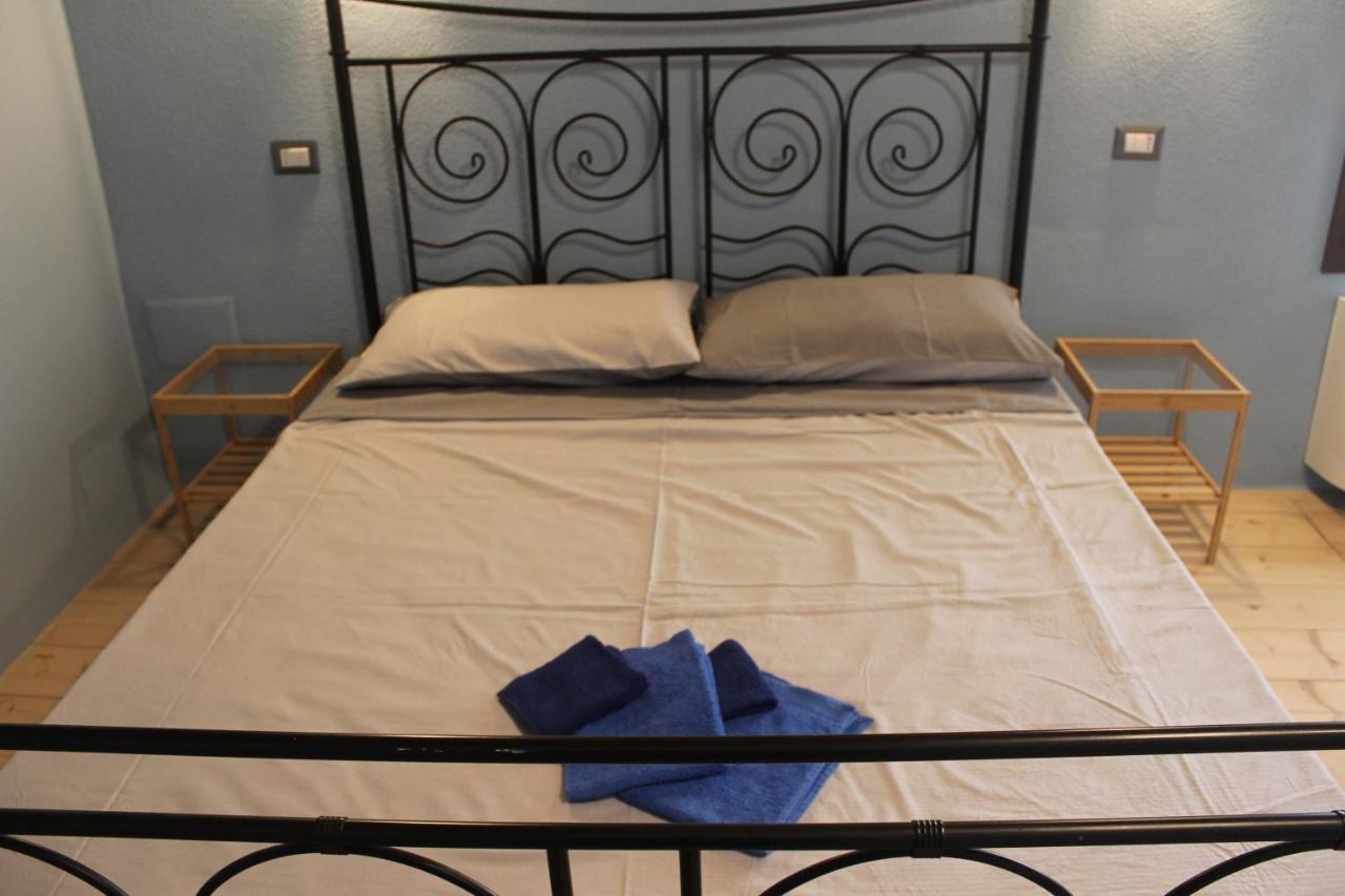 Sa Domu Beccia B&B Uras Dış mekan fotoğraf
